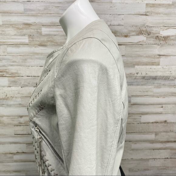 BlankNYC Moto Faux Leather Jacket Womens Size M Gray Lacing Fringe Zip Front - Picture 8 of 16